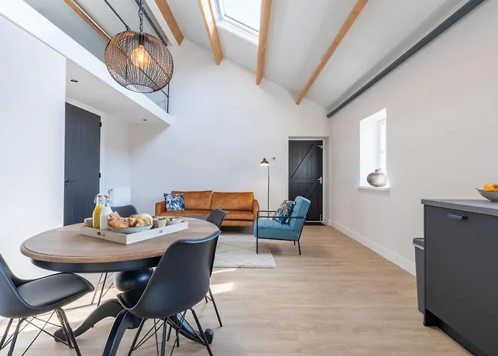 Daire De Bommelhoeve Wadenoijen