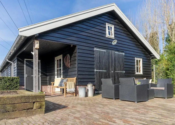 Daire De Bommelhoeve Wadenoijen